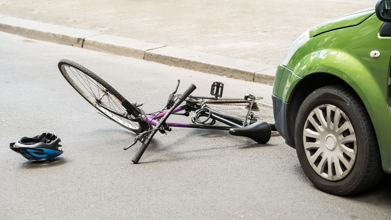 춘천 사고 다발지점 3곳에서 13명이 자전거 승차 중 다쳤다. (사진=클립아트코리아)